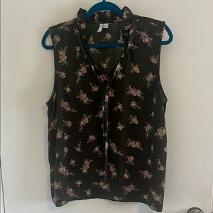 Green and Pink Sleeveless Blouse with Flutter Collar